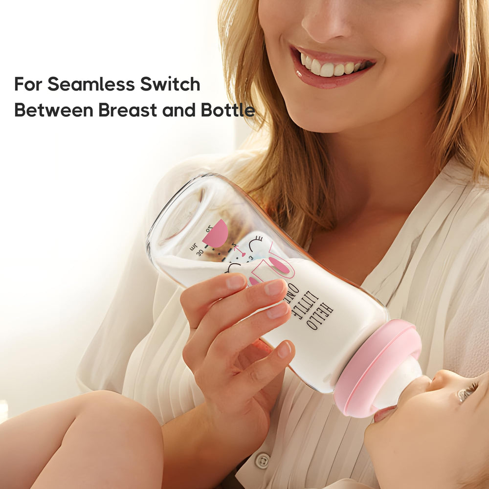 YOHKOH bottle nipple close-up shows soft silicone tip supports natural feeding.