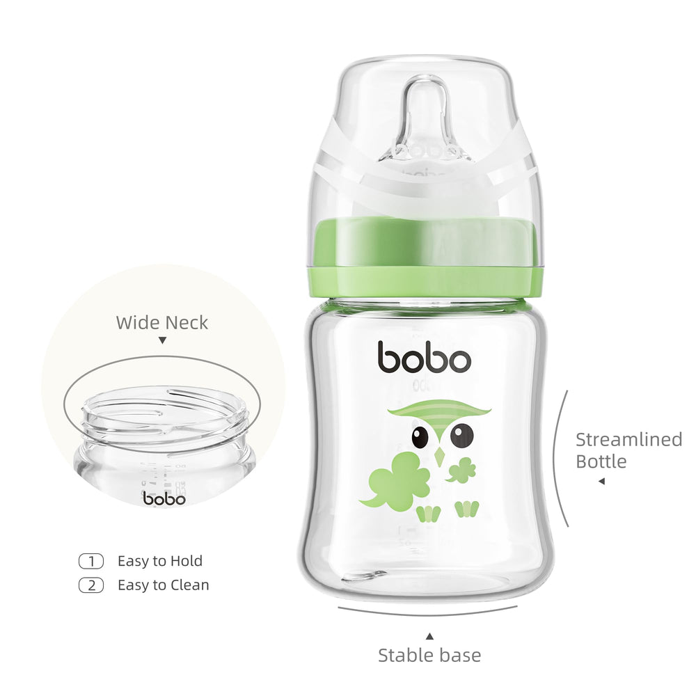 YOHKOH newborn feeding bottle 0+ months, compact and practical.