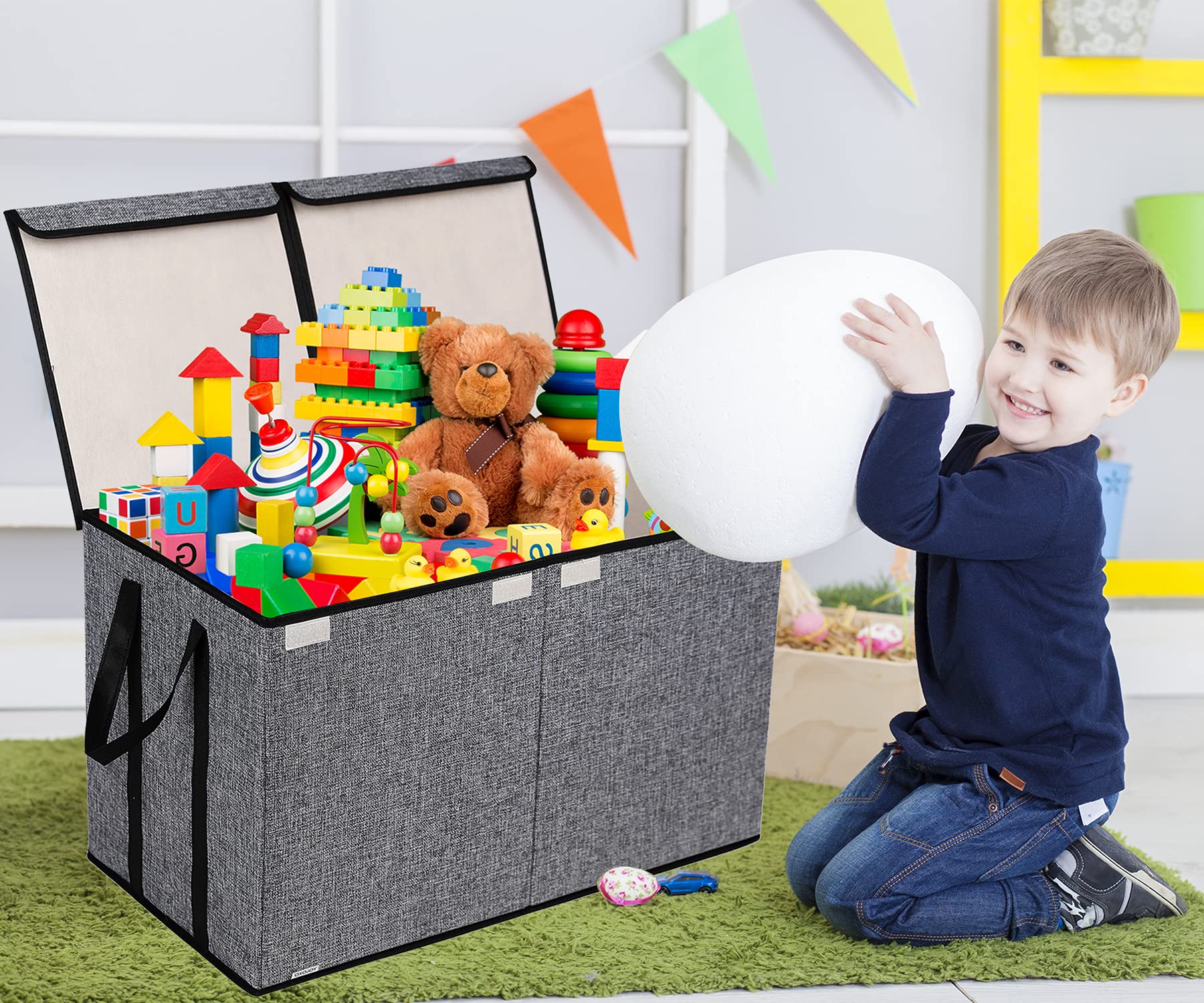 YOLOXO 82-liter capacity keeps toys organized without clutter