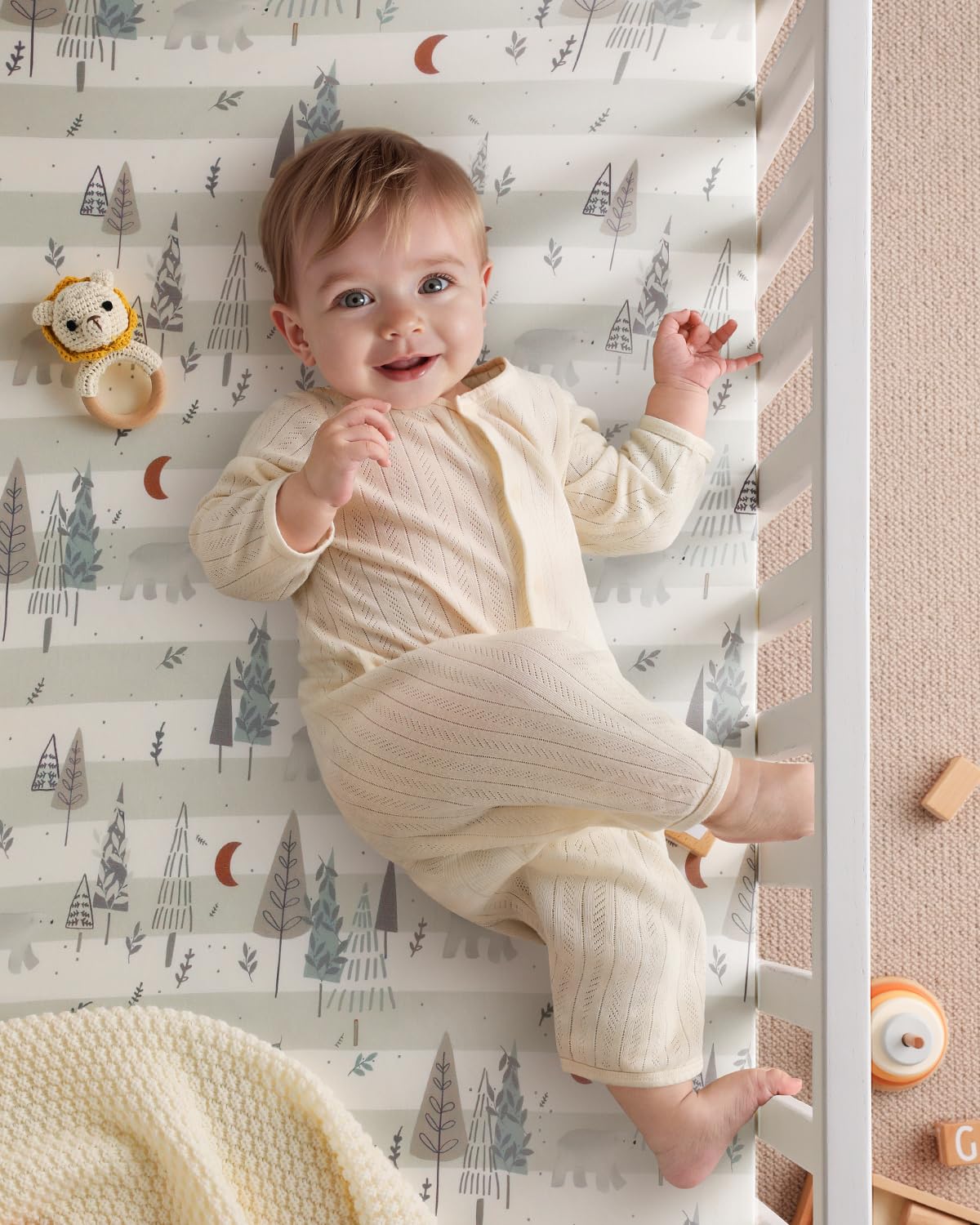 Yoofoss forest bear crib sheet close-up of breathable microfiber for baby comfort