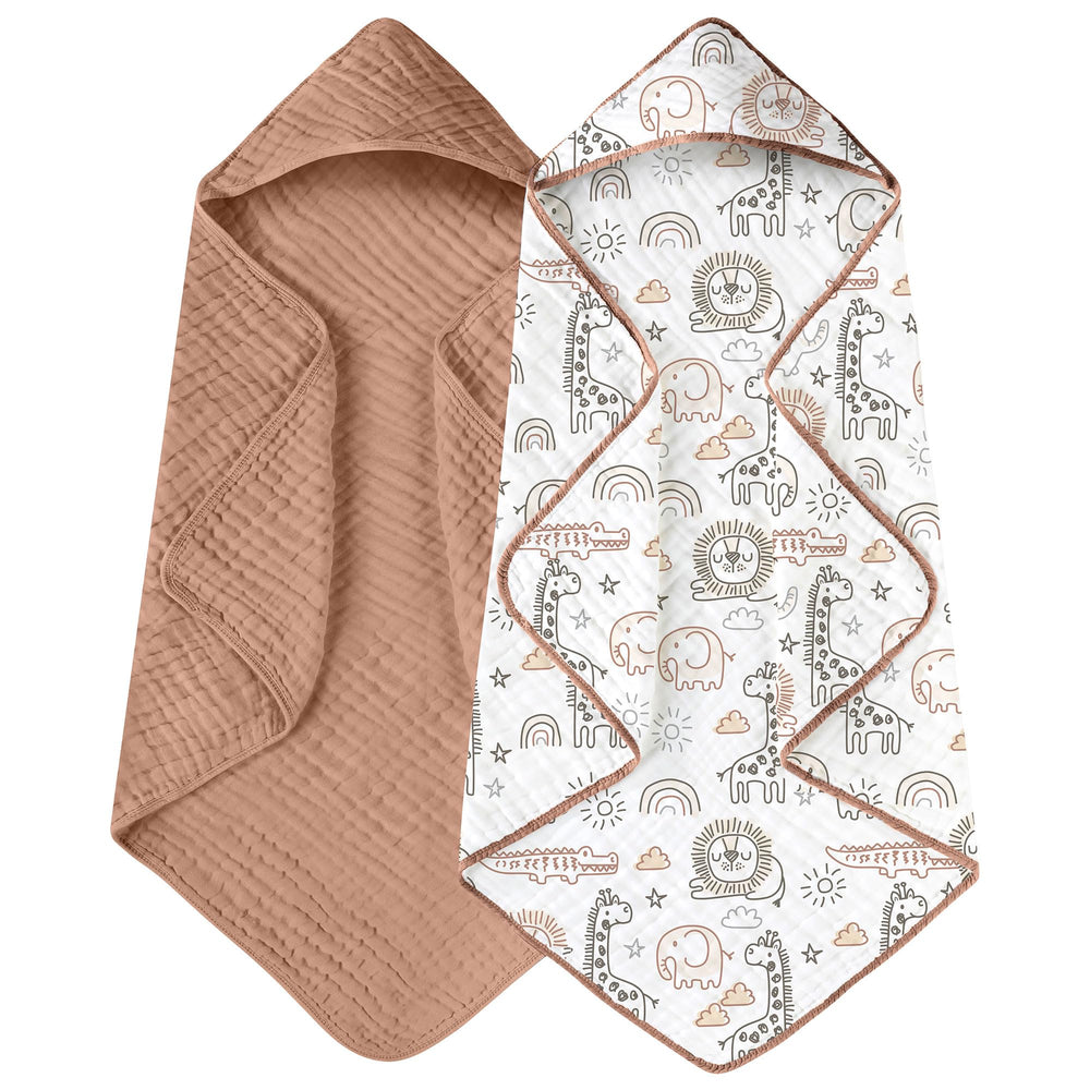 Yoofoss hooded baby towel giraffe-print closeup highlights ultra-soft muslin fabric.