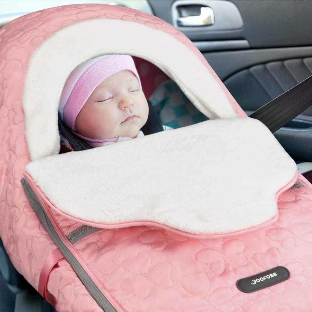 Yoofoss magnetic flap opening preserves privacy while letting you check baby