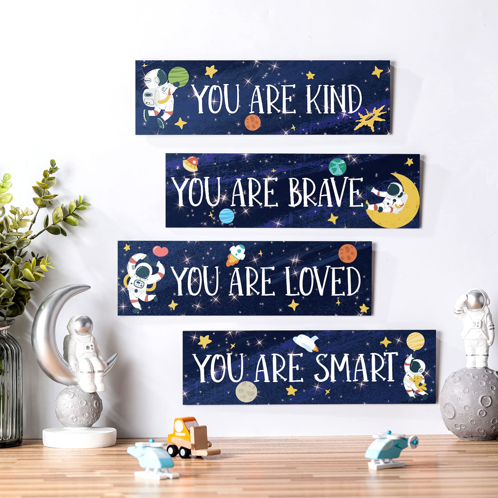 Yookeer wall art with hooks enables easy hanging without wall damage.