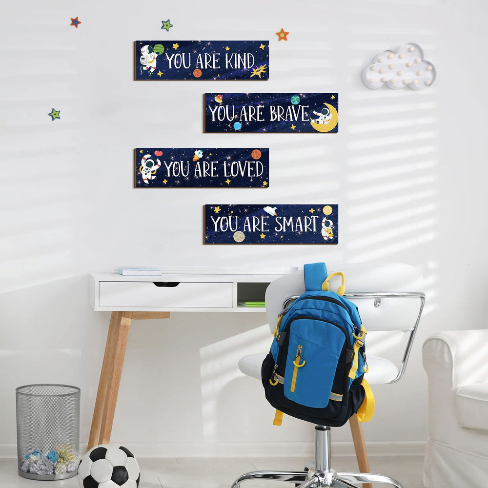Yookeer spaceman wood sign Be Brave and Be Kind inspires daily courage.