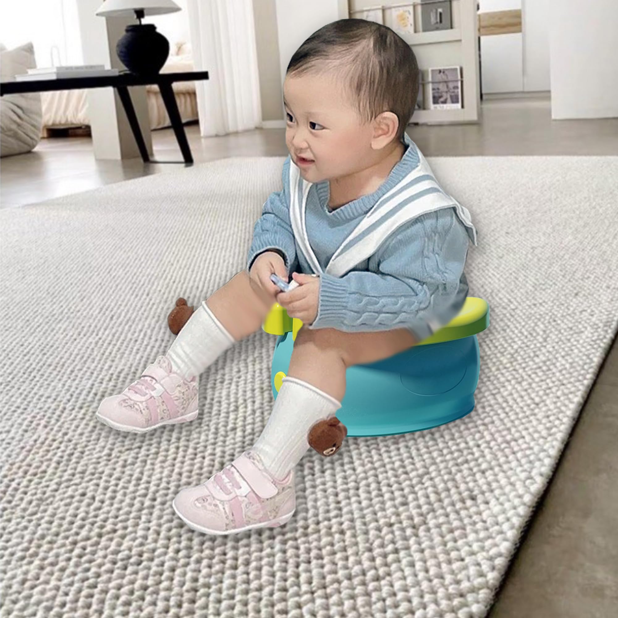 YOOLEETC travel potty car use handy during road trips and commutes.