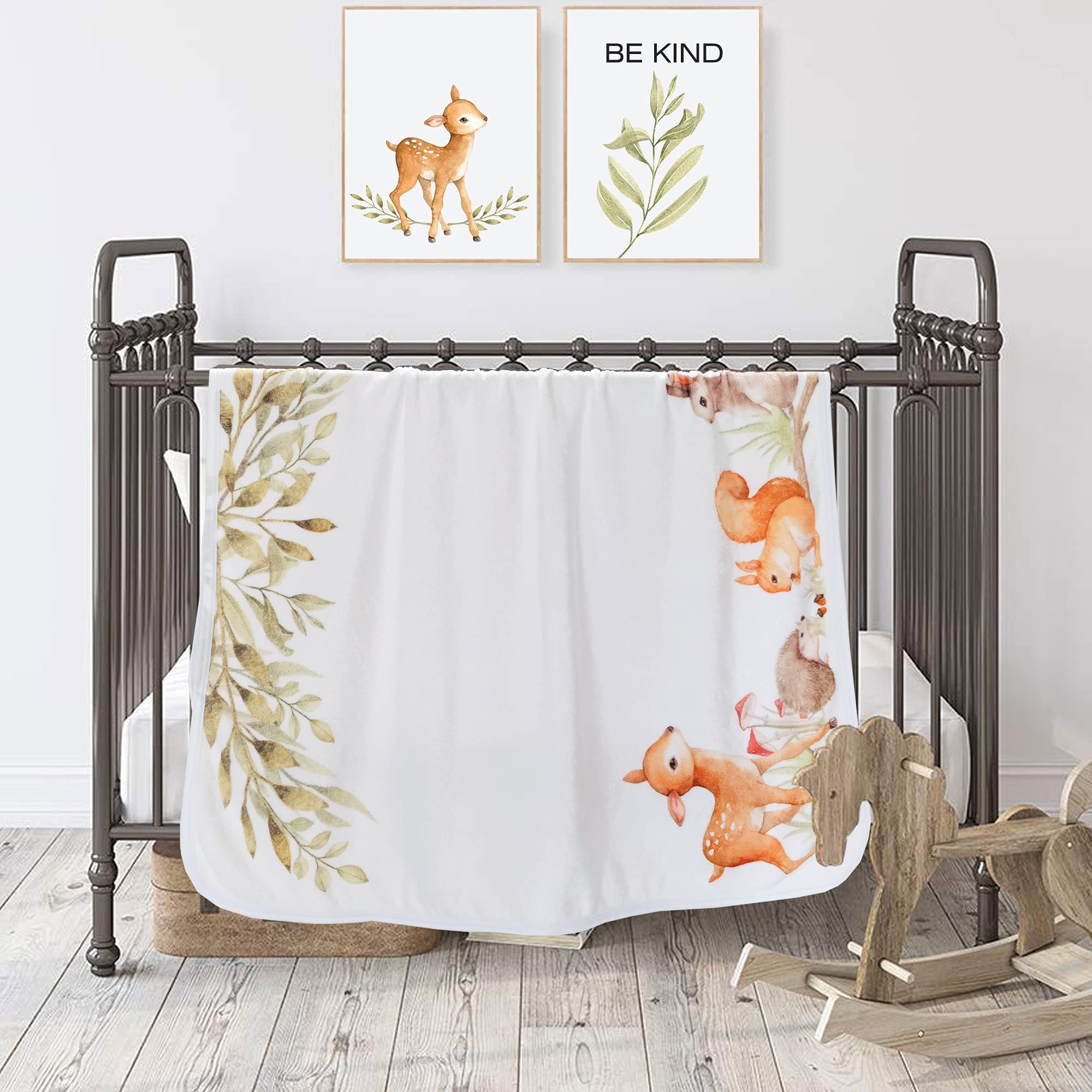 Yoothy gift-pack-ready Yoothy Woodland milestone blanket for baby shower