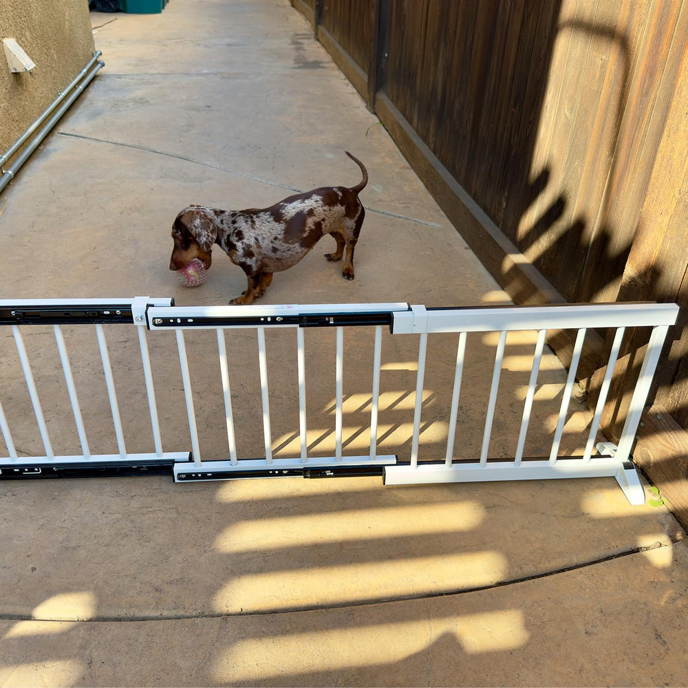 YORWHIN lightweight and portable gate ready for on-the-go use