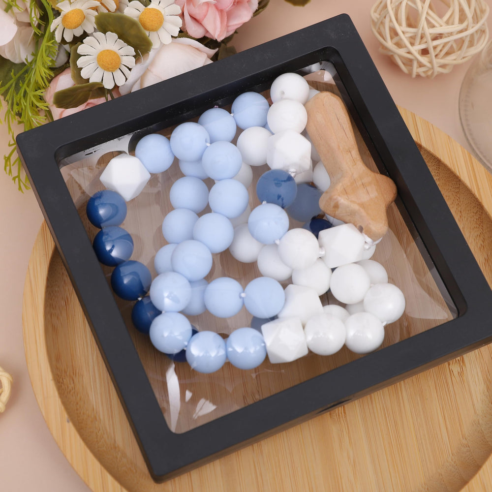 YOUAME Baby shower gift packaging keeps the rosary stylish for gifting.
