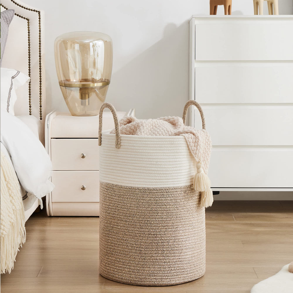 YOUDENOVA foldable design—space-saving solution when not in use.