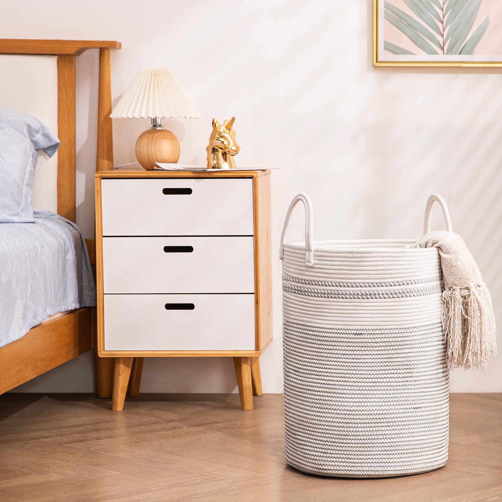 YOUDENOVA stores towels blankets or toys neatly in living spaces
