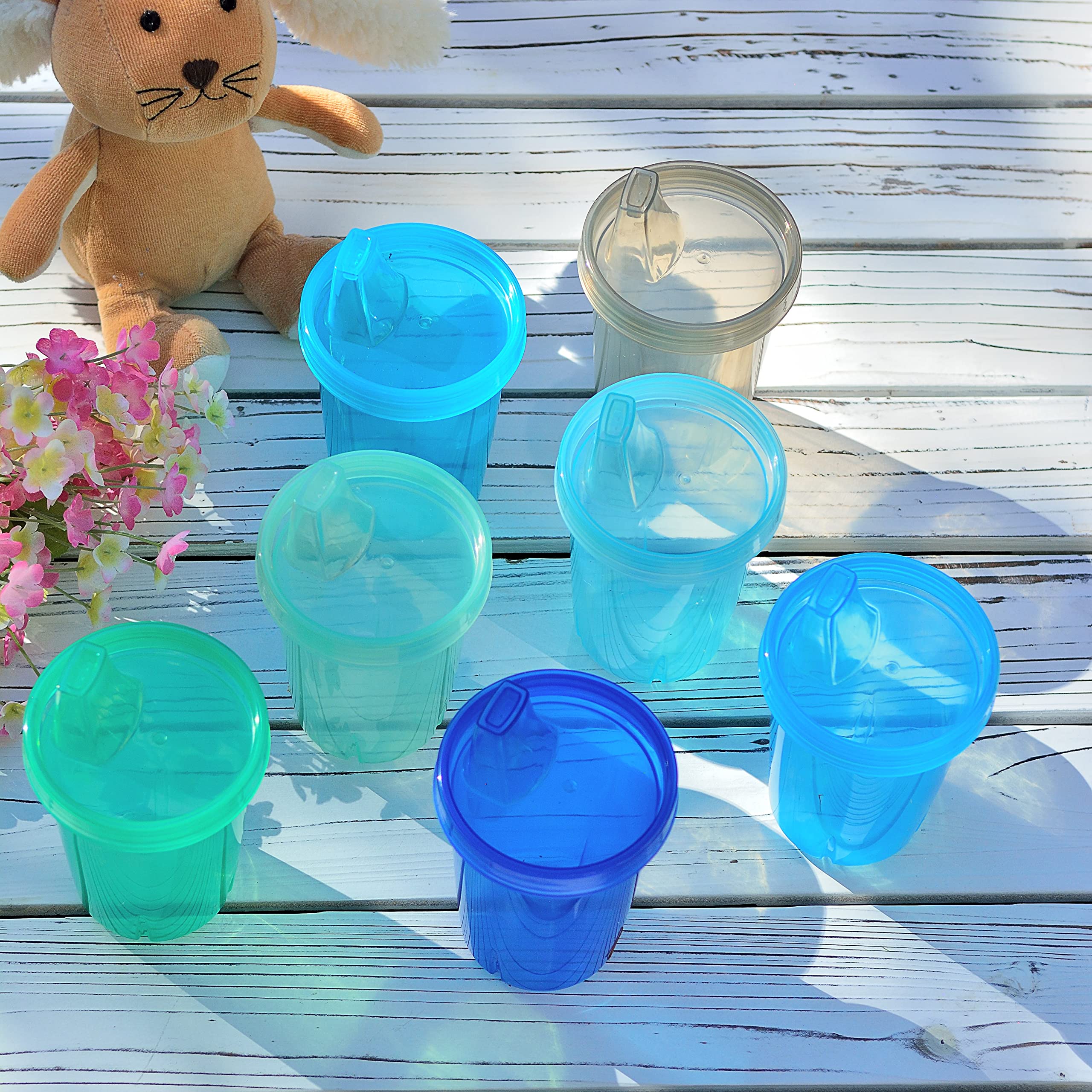 Youngever sippy cups screw-closure lids prevent leaks during travel