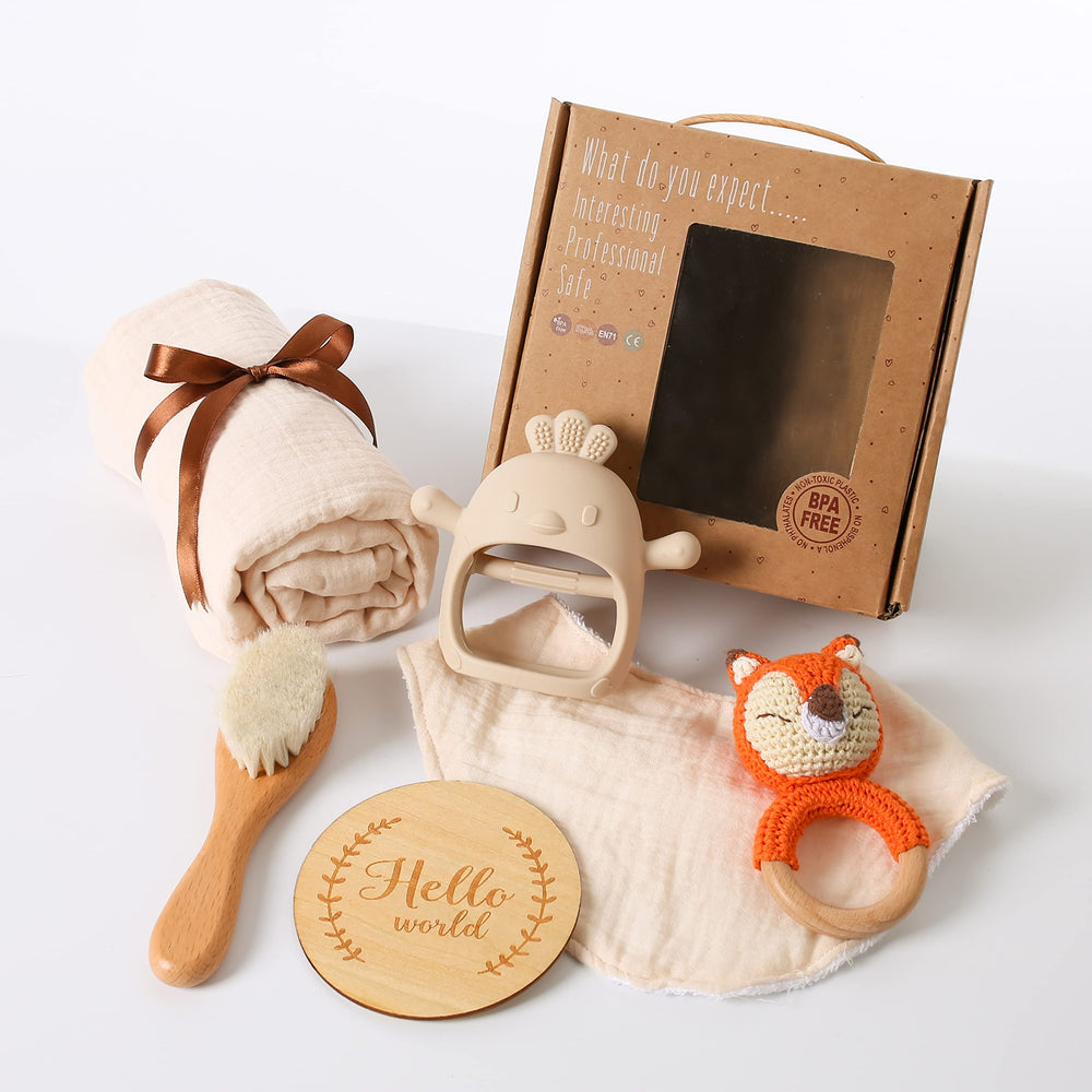 YOUUYS Baby Gift Set blanket provides cozy warmth for newborn snuggles.