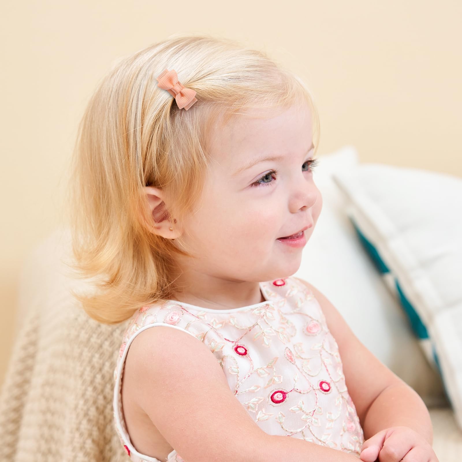Yoyokid fine-hair bows ideal for clipping bangs or side hair gracefully.