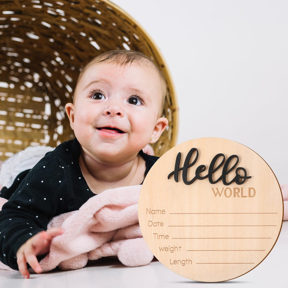 YQQYG baby-photo-prop-sign-wood enhances newborn shoots with charming circle design.