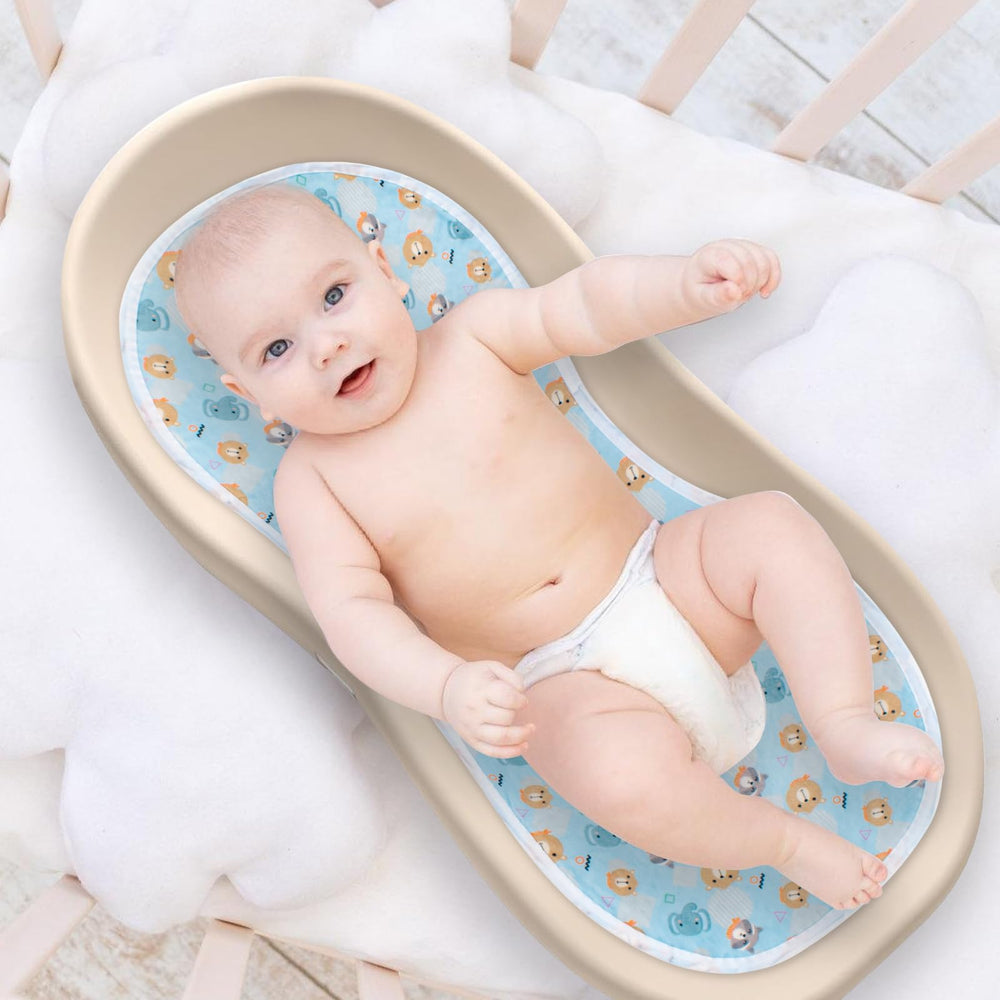 YSSPPOY changing pad cover with highly absorbent core to keep baby dry.