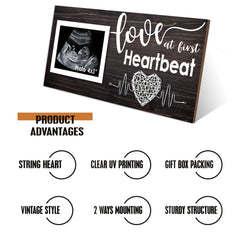 Yudarte rustic wood frame with farmhouse design suits any nursery.