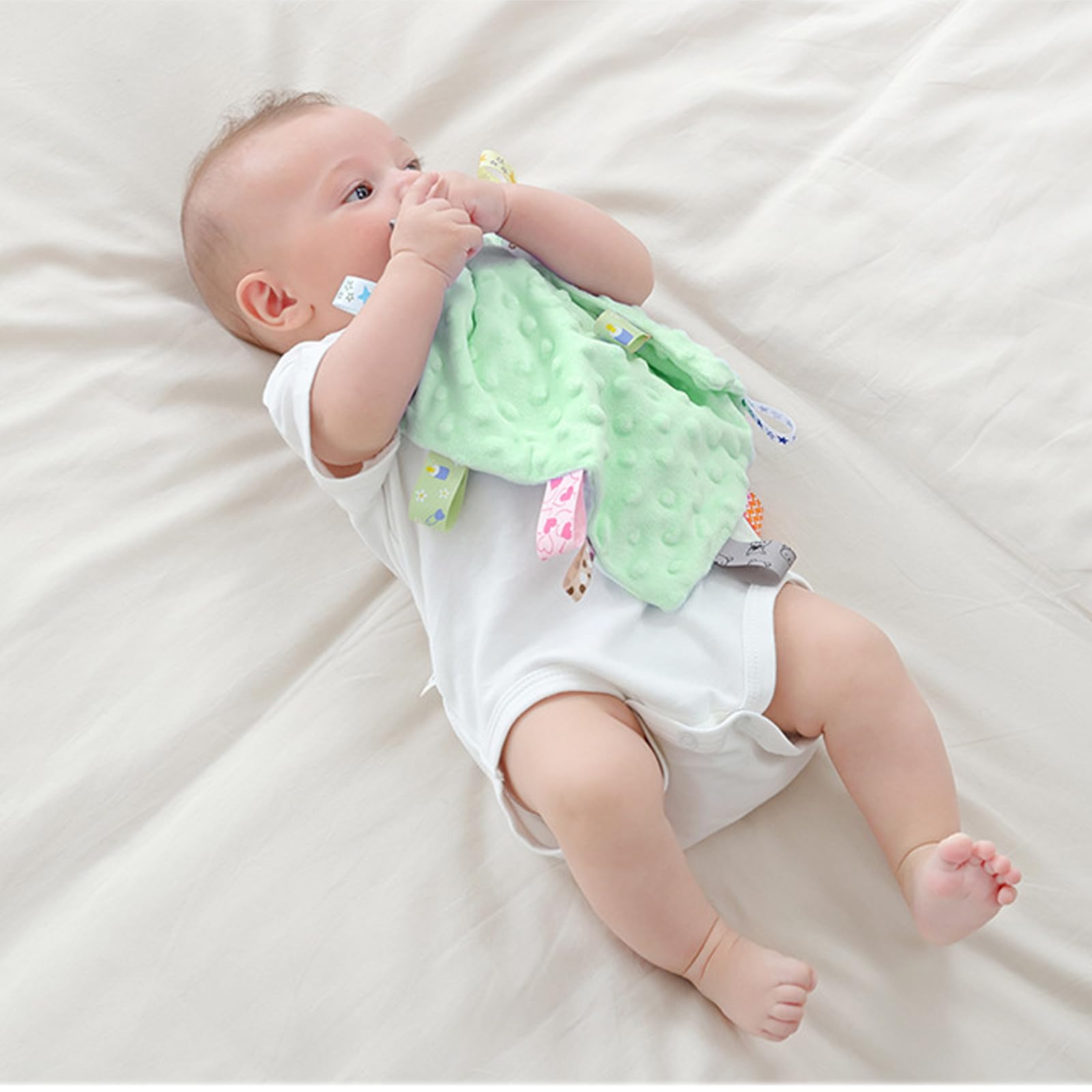 Yufiova Small single size is ideal for crib, stroller, or car seat snuggle.