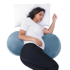 Yunari memory-foam side-sleeping pillow supports spinal alignment and comfort.