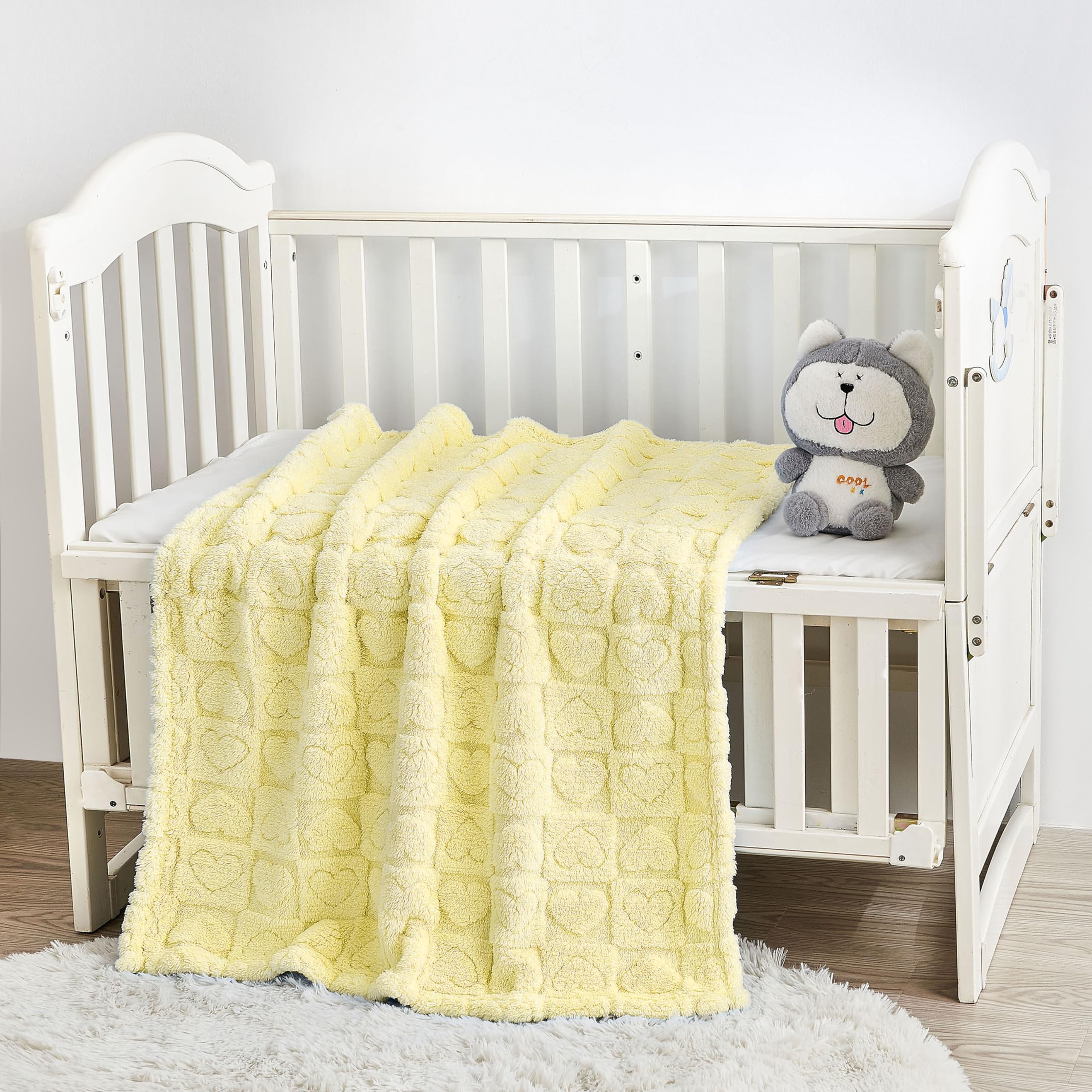 Yurhap receiving blanket doubles as travel mat and play area