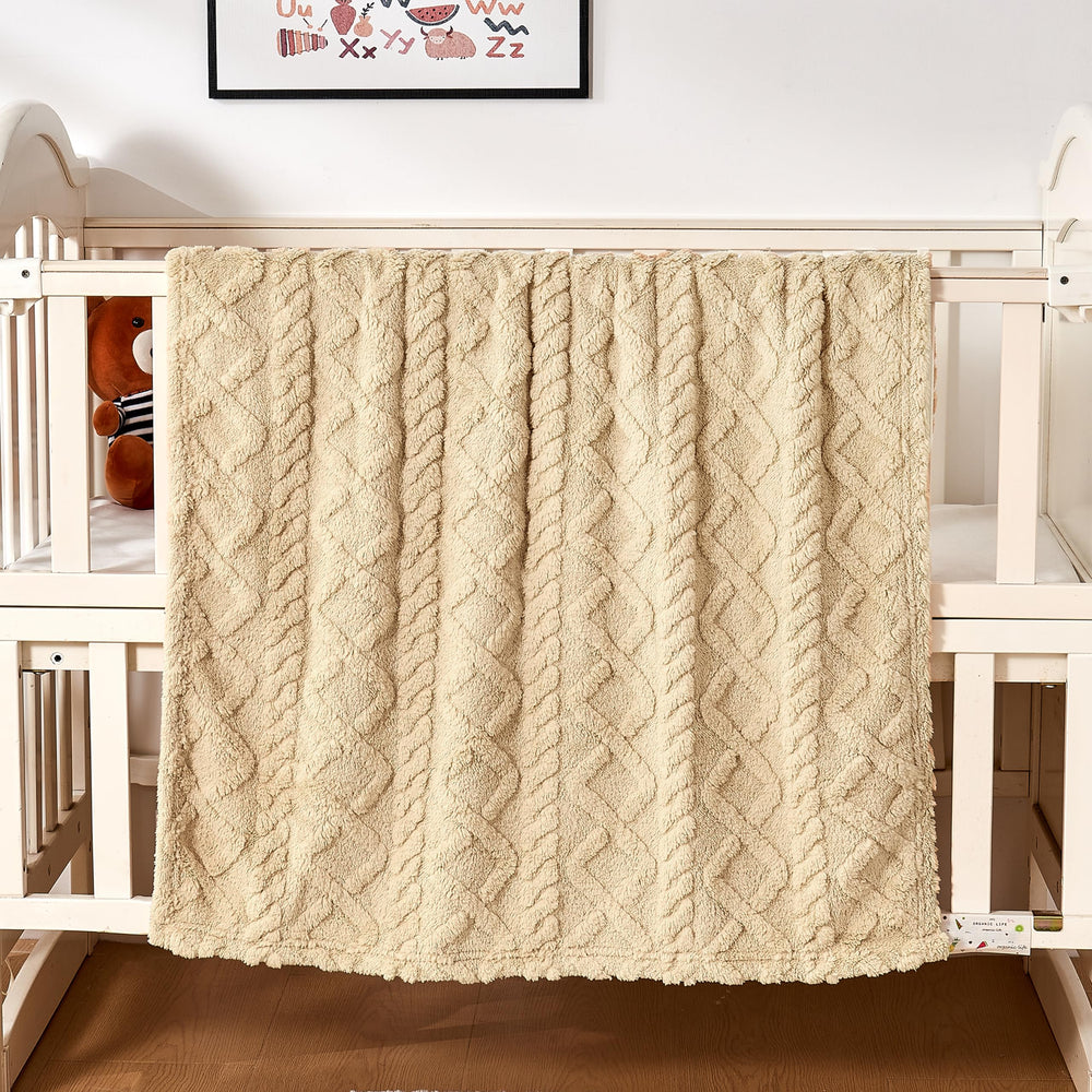 Yurhap Sherpa fleece blanket pattern close-up for stylish baby decor and warmth.