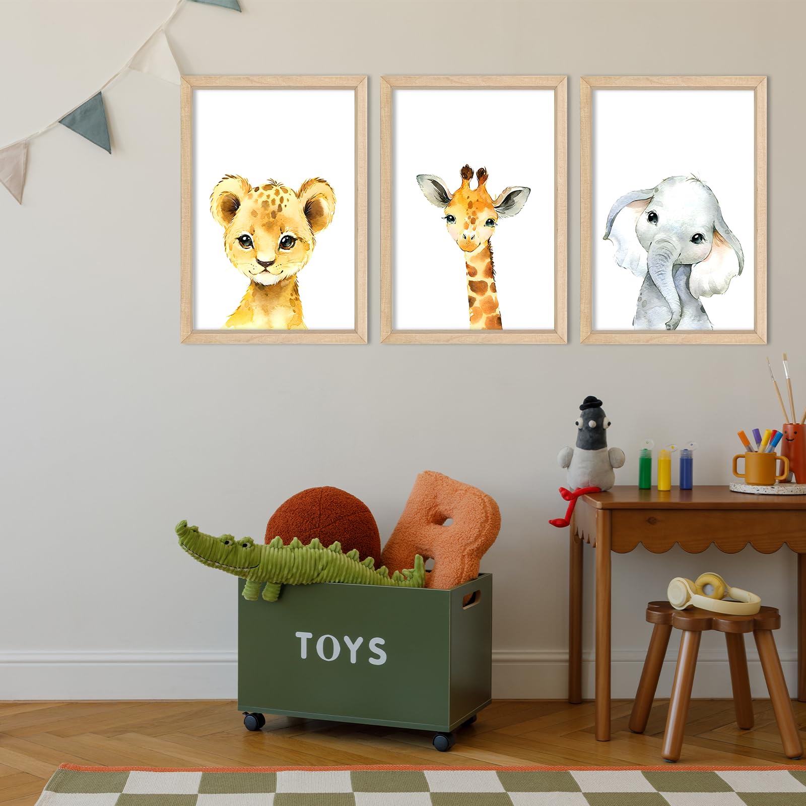 YWJKWLGS easy-hang wall decor with zigzag hook simplifies setup for quick display.