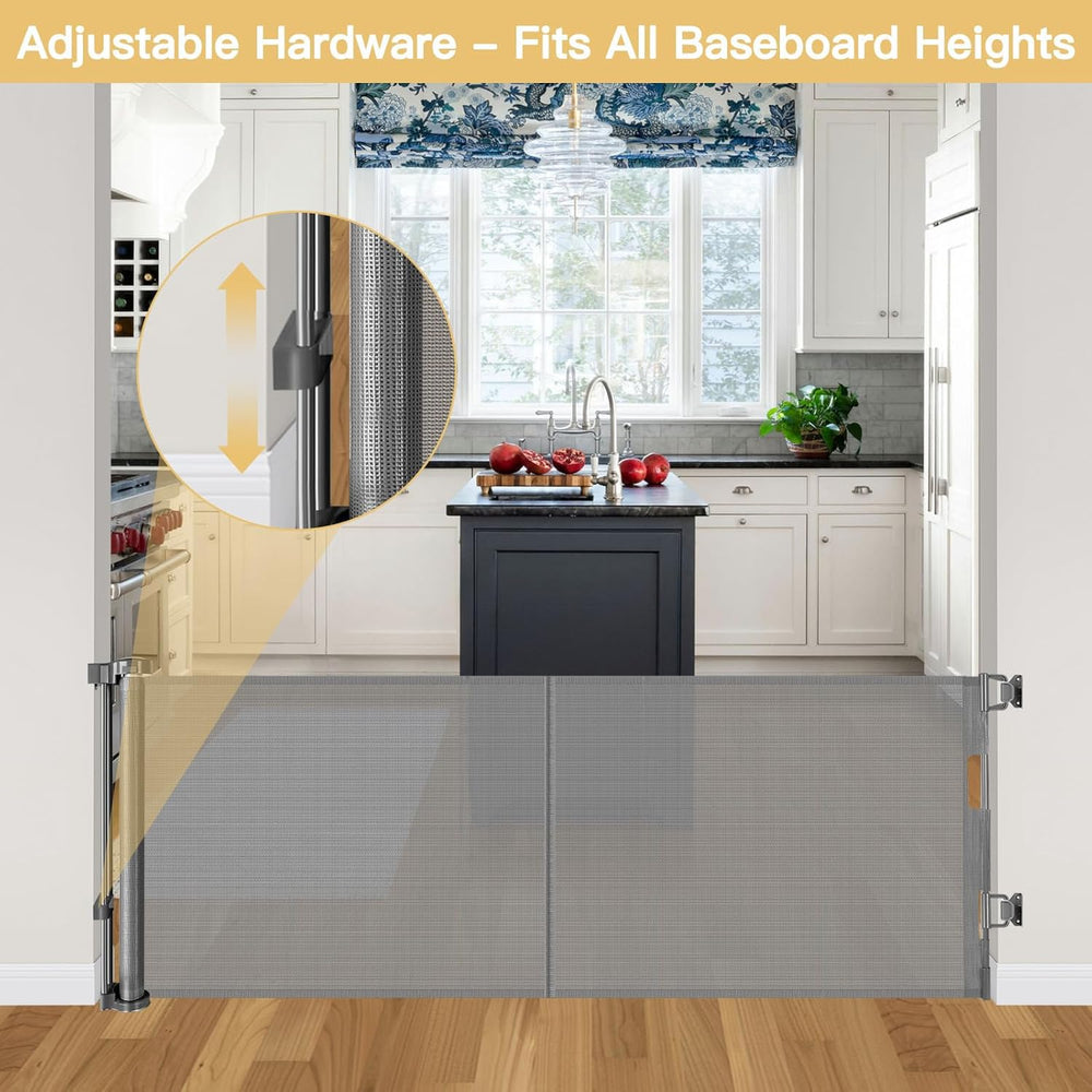 Zaguoroo reinforced retractable design, one-handed operation for quick access.
