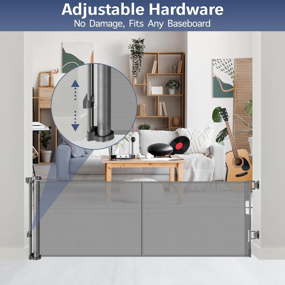 Zaguoroo scratch-resistant mesh resists pawing for durability.