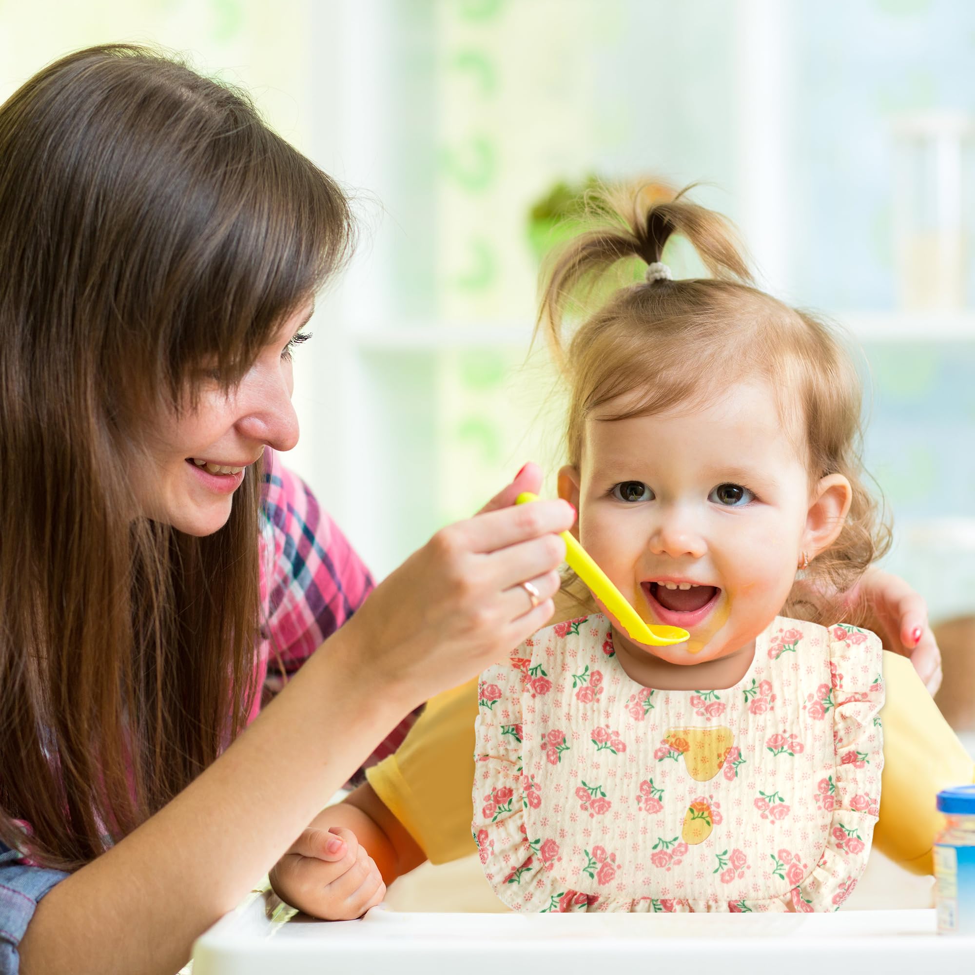 Zainpe 4-layer Absorbent Cotton Bib provides reliable liquid capture for teething and mess-prone moments.