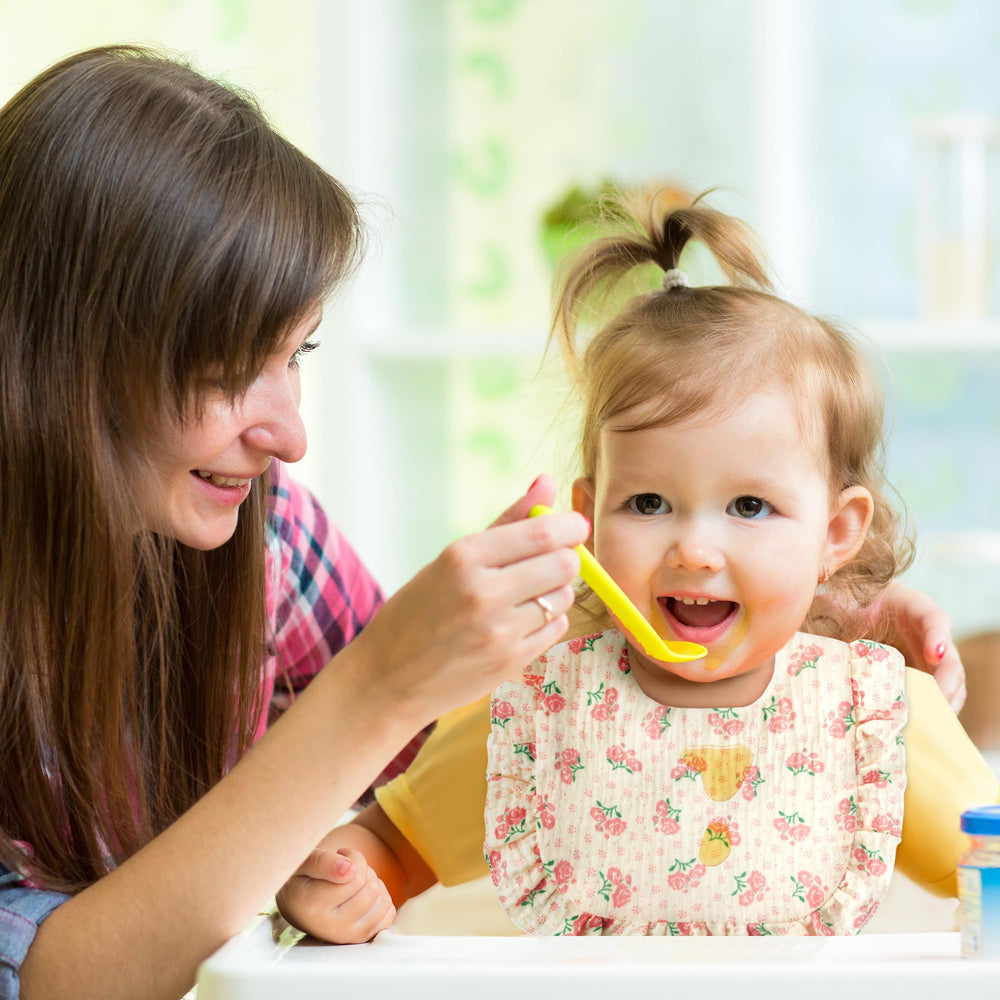 Zainpe 4-layer Absorbent Cotton Bib provides reliable liquid capture for teething and mess-prone moments.