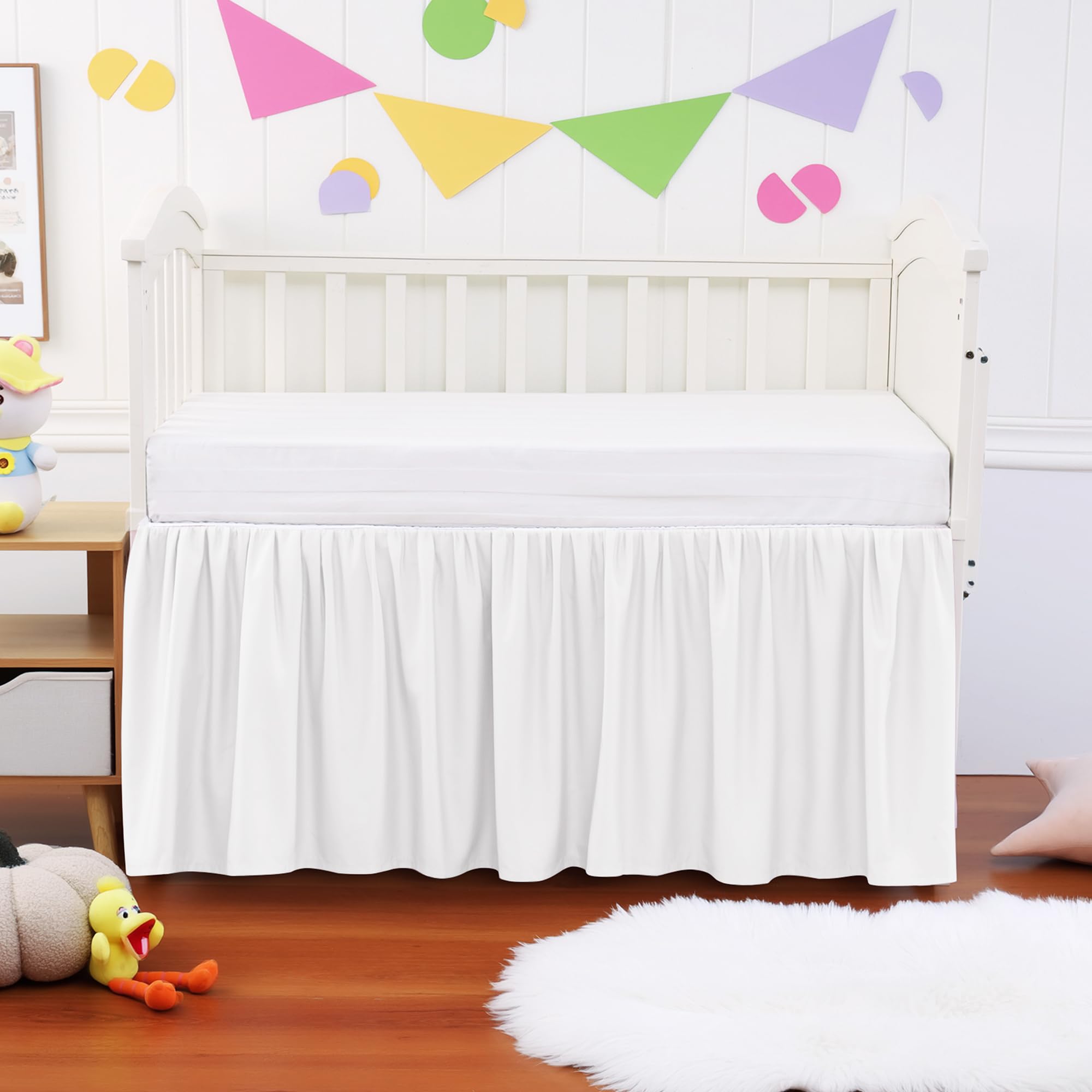 Zaizaihome no-tie design enables quick, effortless crib skirt setup