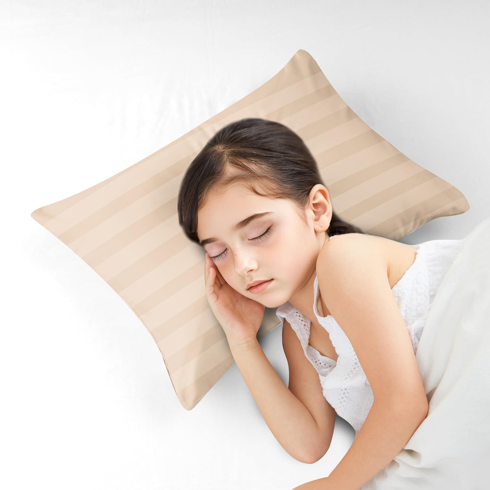 Zaizaihome seamless one-piece fabric reduces seams for comfort.