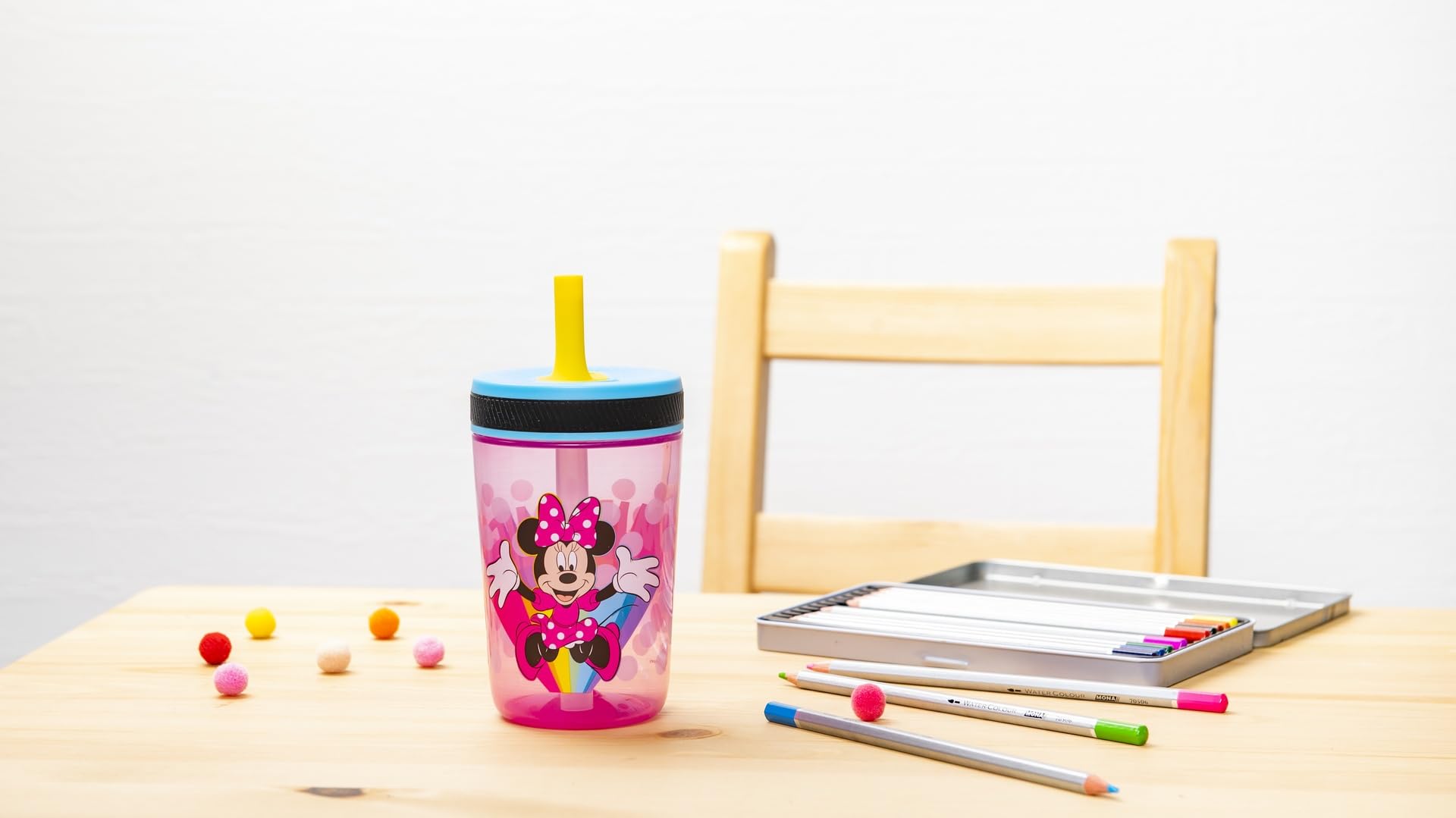 Zak Designs Disney Kelso Tumbler Minnie graphics add fun to meals and routines