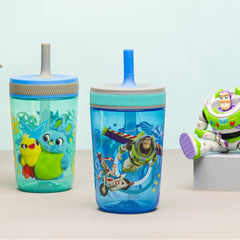 Zak Designs Kelso leak-proof lid close-up showing spill prevention for kids.