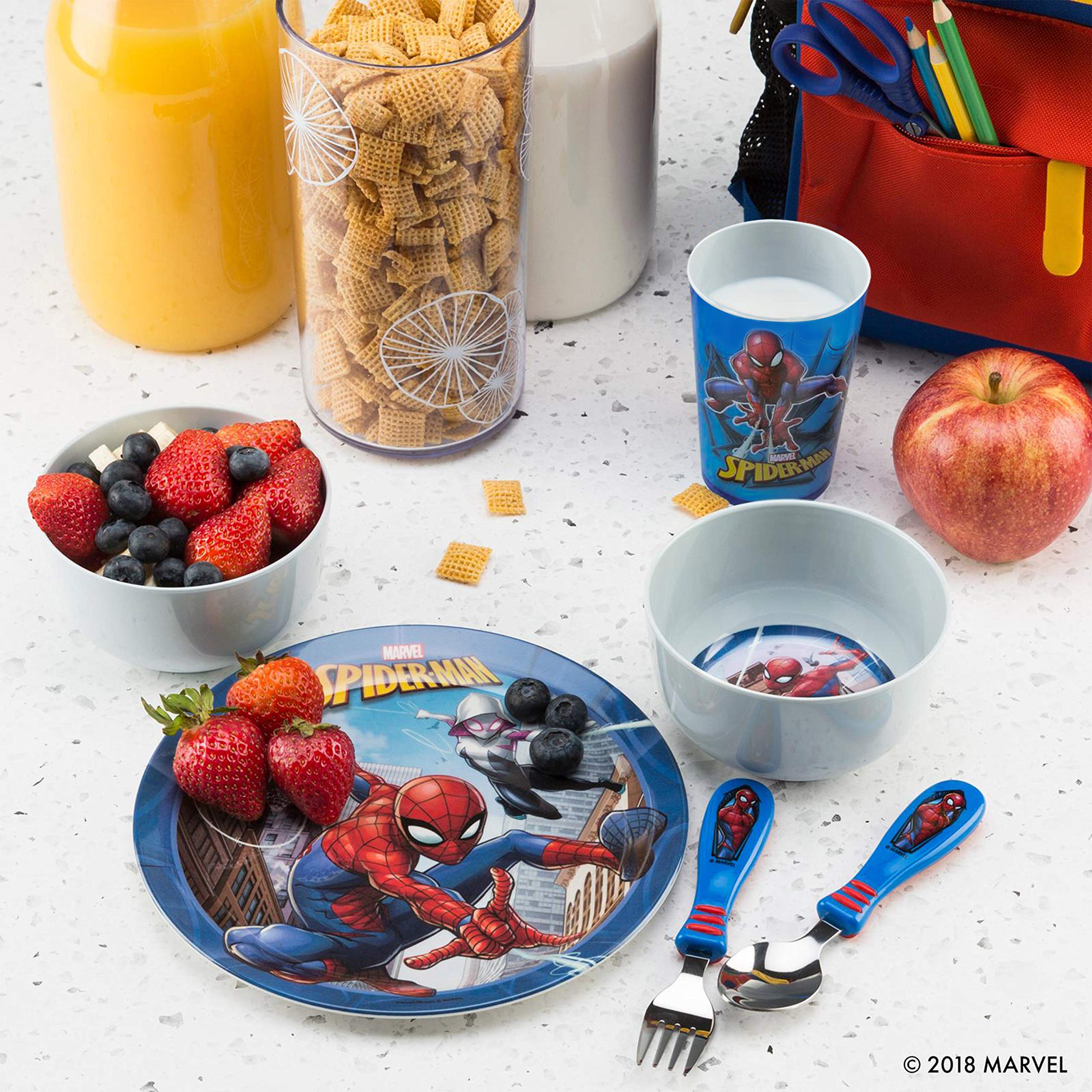 Zak Designs Marvel Spider-Man spoon durable stainless steel for easy scooping.