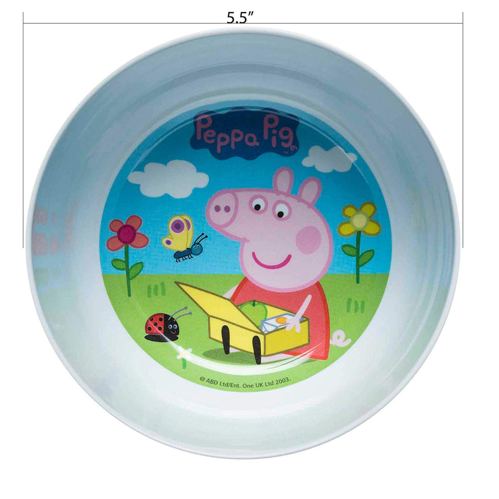 Zak Designs Peppa Pig bold-art close-up showing bright character art