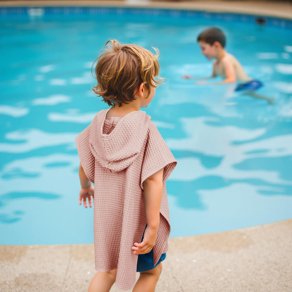 Zamlory hooded kids towel after-bath wrap feels cozy and fast-drying.