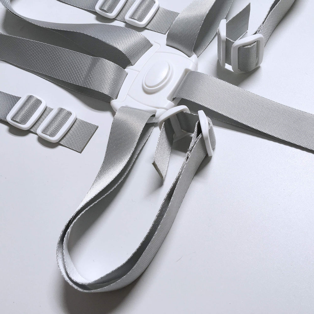 ZARPMA easy-fix design helps attach to most high chairs quickly