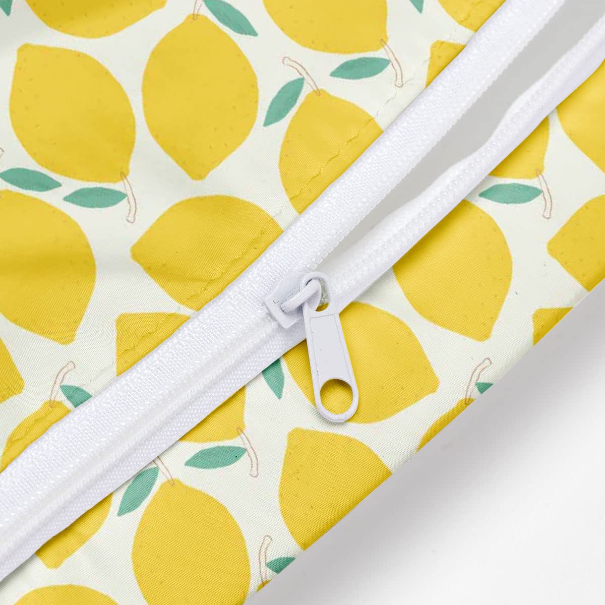 zcyxuuw washable-reusable-wet-bag example shows durable, reusable storage for wet items on trips.