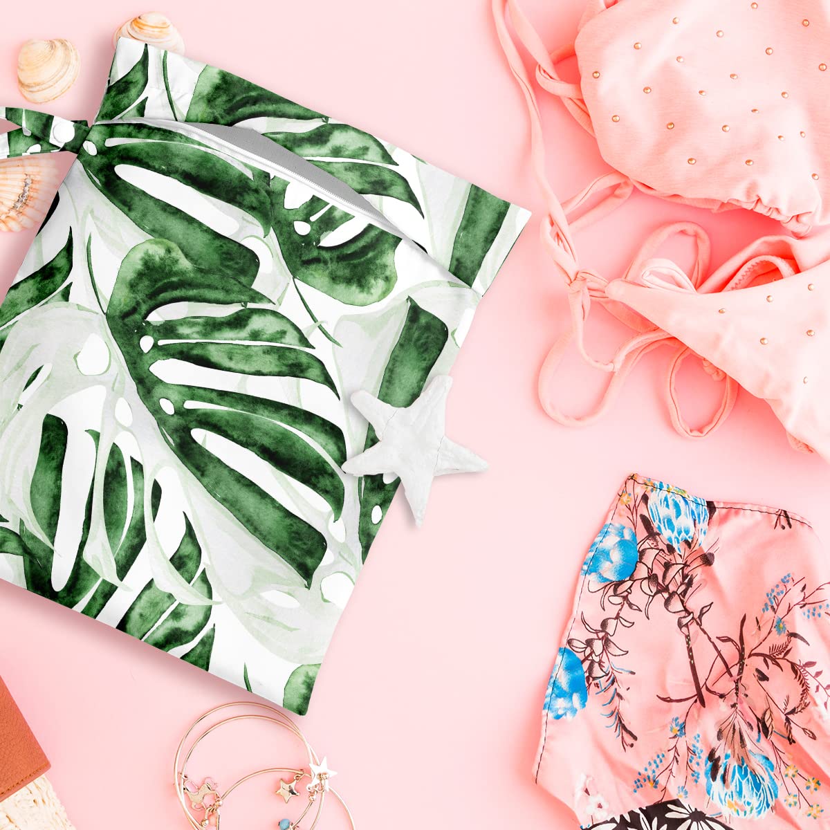zcyxuuw wet bag for cosmetics, keeps items protected and separate