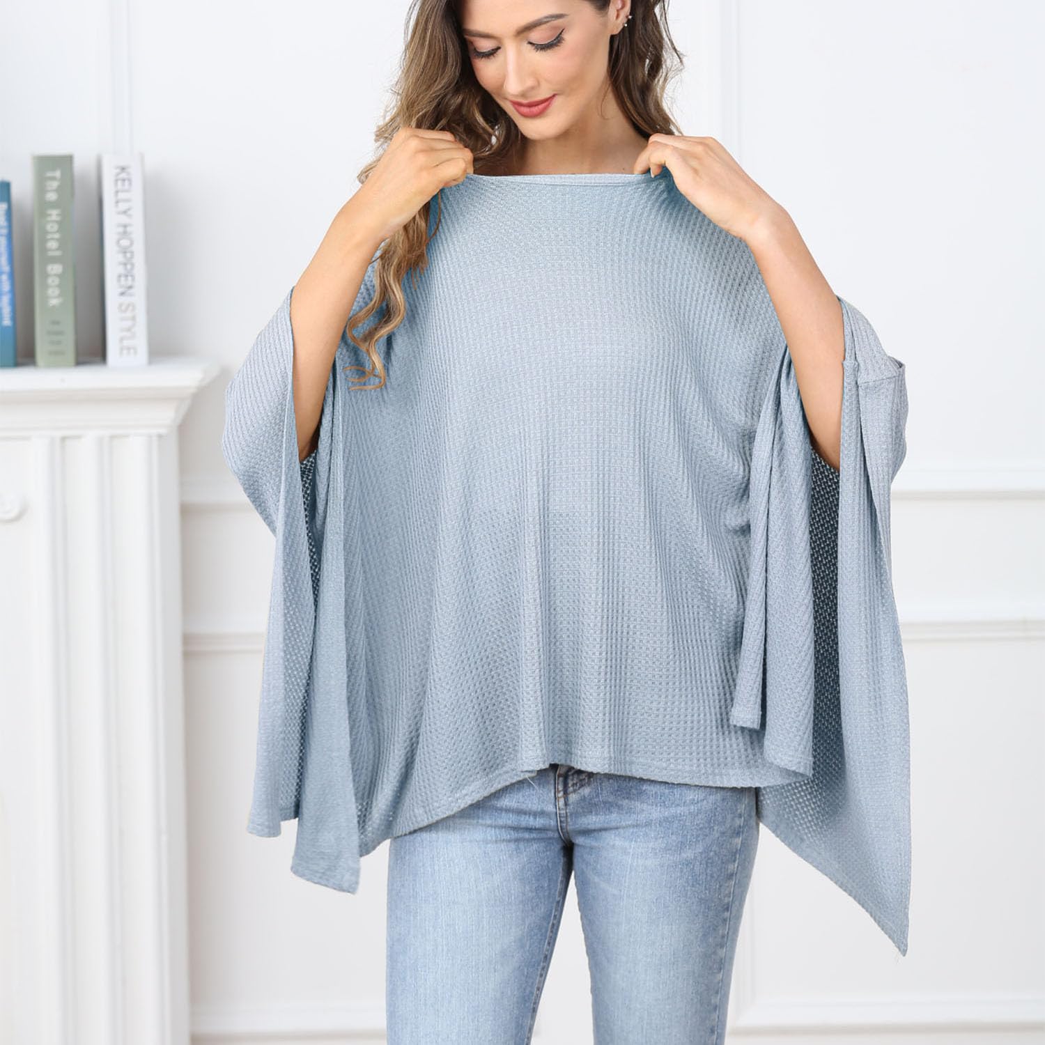Zdolmy knit nursing cover can double as a car-seat cover.