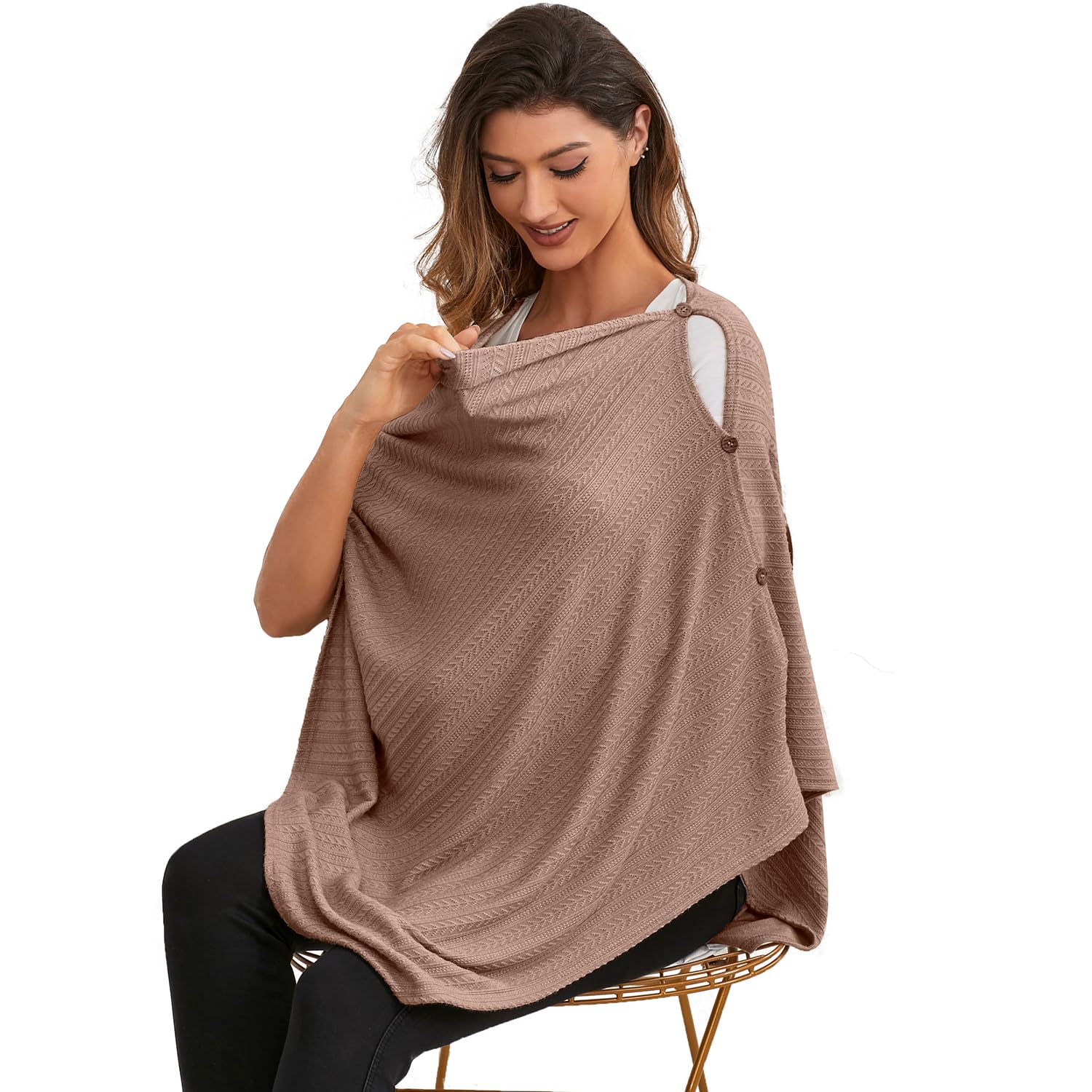 Zdolmy nursing cover chestnut on model demonstrates breathable cozy fabric for everyday comfort.
