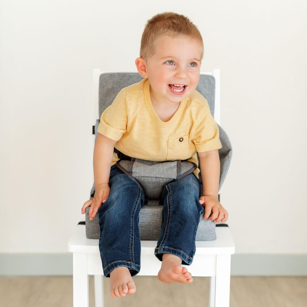 ZEDORA stain-resistant fabric stands up to spills and daily use.