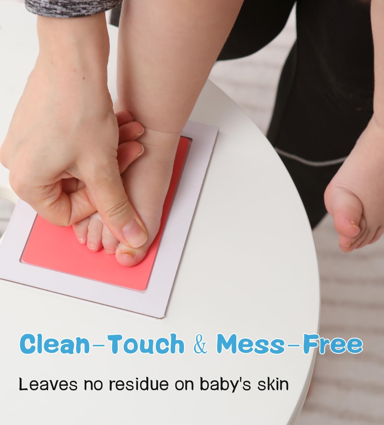 Zemiu baby footprint ink pad demonstrates detailed, easy-to-capture prints.