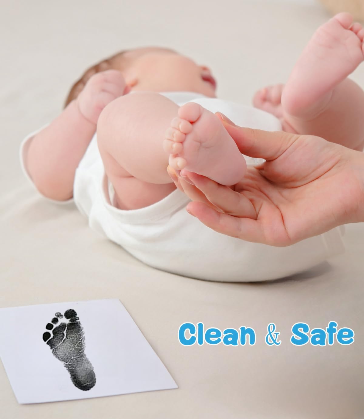 Zemiu baby handprint on clean card from ink pads