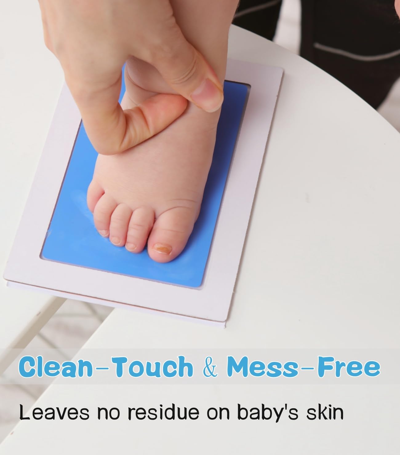 Zemiu handprint pressed on the clean touch pad for a crisp, mess-free print
