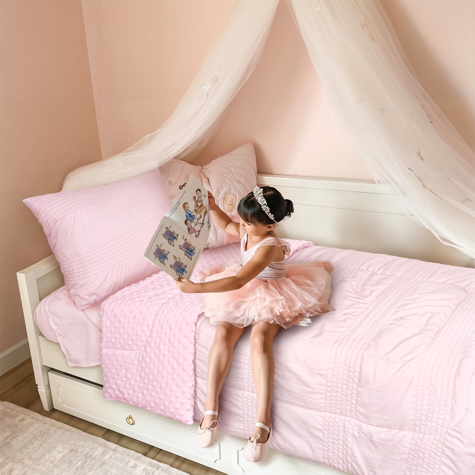 ZenKitch dinosaur pattern pink – playful bedtime inspiration