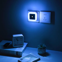 ZEZHOU dusk-to-dawn sensor night light auto wakes in darkness for safer hallways.
