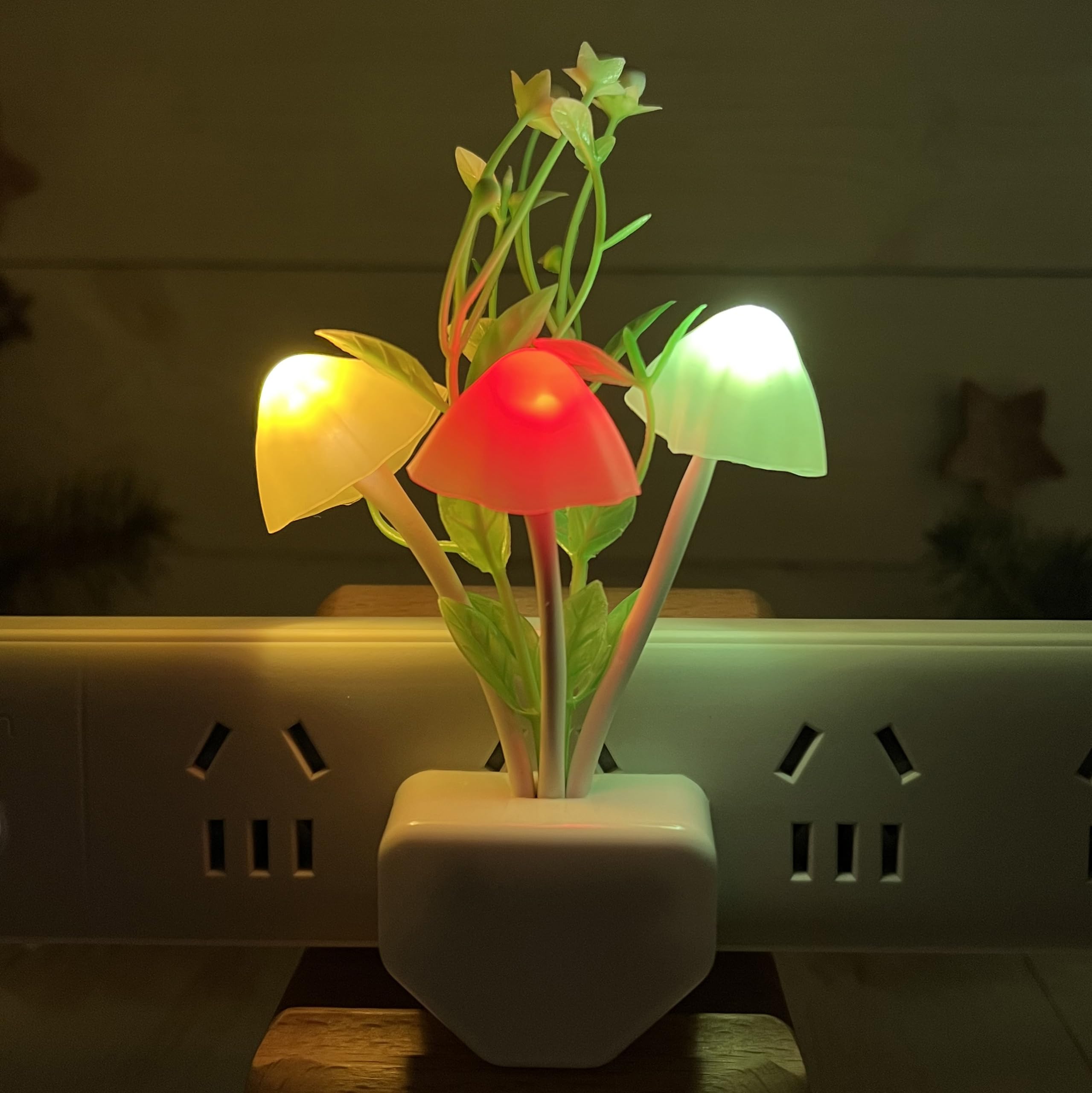 ZEZHOU Mushroom Night Light with bendable wires for flexible placement