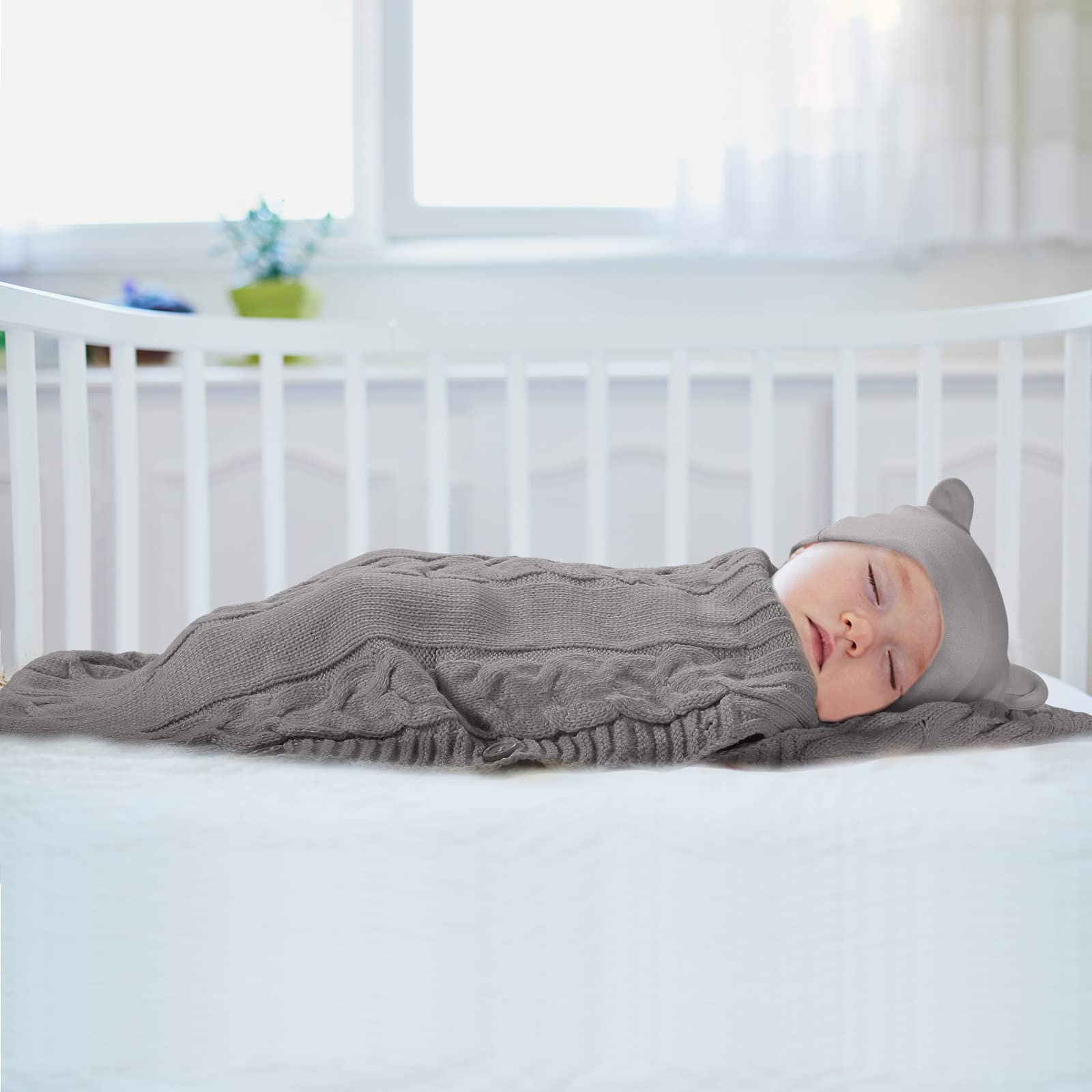 Zhanmai newborn photo prop set with full moon backdrop