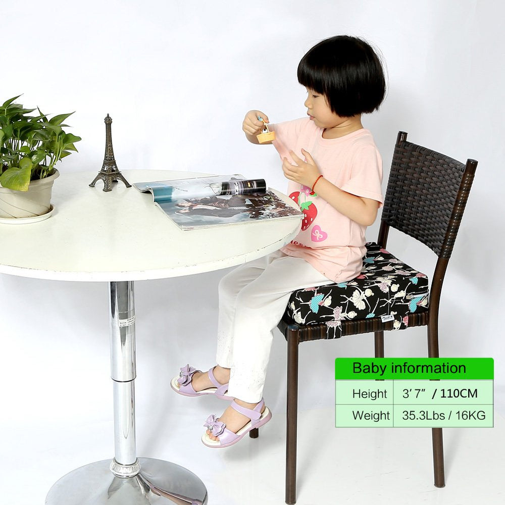 Zicac portable-use image communicates travel-friendly design for restaurants, theaters, and errands.